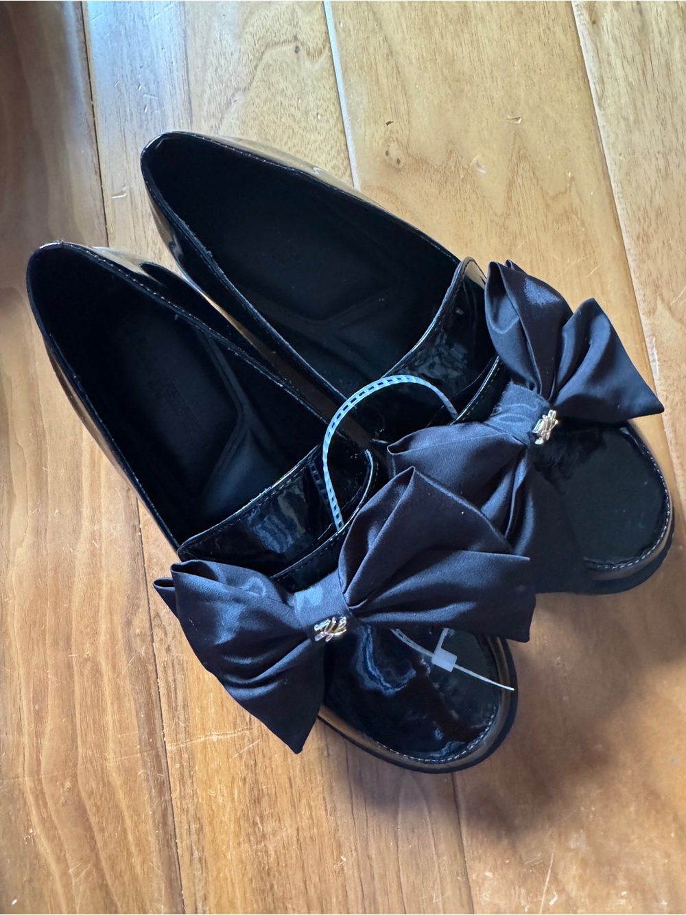 NWT KARL LAGERFELD PARIS Camilia Patent Leather Bow Detail Loafer Pumps Sz 8,5 - Picture 10 of 16